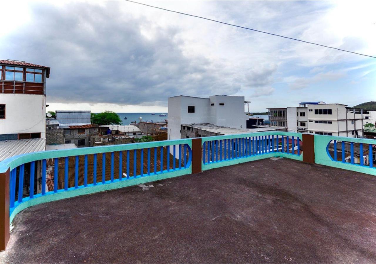 Blue Horizon - Galapagos Home プエルト・バケリソ・モレノ エクステリア 写真